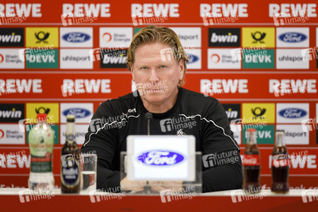 Pressekonferenz des 1. FC Köln in Köln
