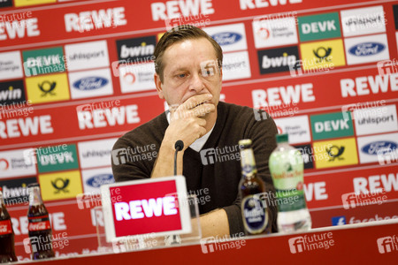 Pressekonferenz des 1. FC Köln in Köln