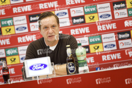 Pressekonferenz des 1. FC Köln in Köln