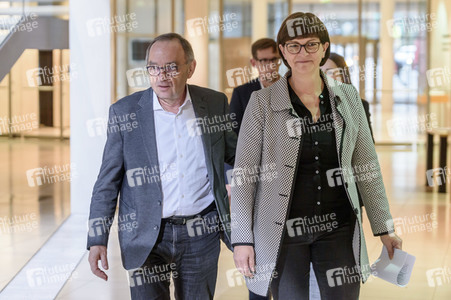 Prssekonferenz der SPD-Vorsiztenden in Berlin