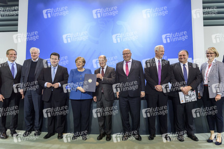 Spitzengespräch der Bundesregierung zur Fachkräftezuwanderung in Berlin