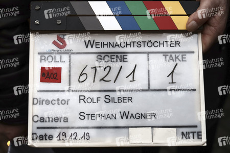 Settermin 'Weihnachtstöchter' in Frankfurt