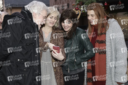 Settermin 'Weihnachtstöchter' in Frankfurt
