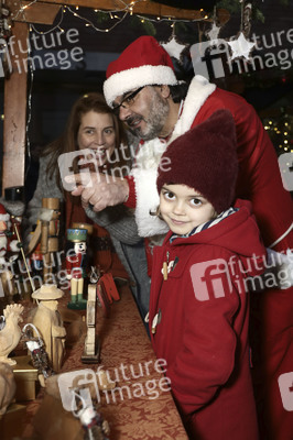 Settermin 'Weihnachtstöchter' in Frankfurt