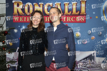 Premiere '16. Original Roncalli Weihnachtscircus' in Berlin