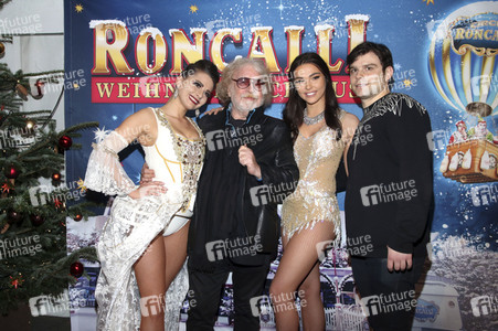 Premiere '16. Original Roncalli Weihnachtscircus' in Berlin