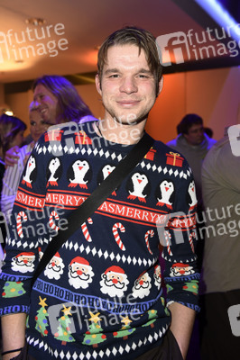 25. Weihnachtsfeier für Obdachlose und Bedürftige in Berlin