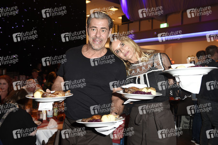 25. Weihnachtsfeier für Obdachlose und Bedürftige in Berlin