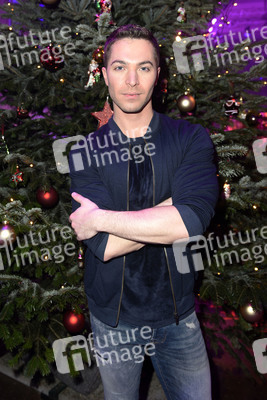 25. Weihnachtsfeier für Obdachlose und Bedürftige in Berlin