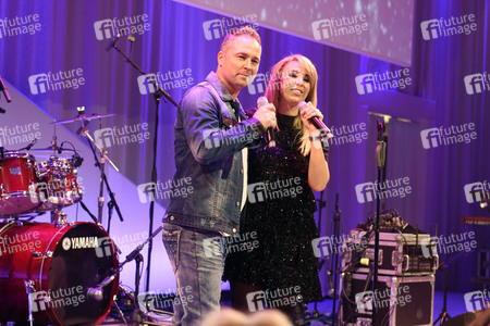 25. Weihnachtsfeier für Obdachlose und Bedürftige in Berlin