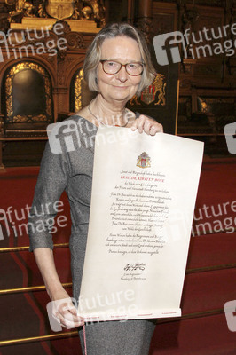 Verleihung der Ehrenbürgerschaft an Kirsten Boie in Hamburg