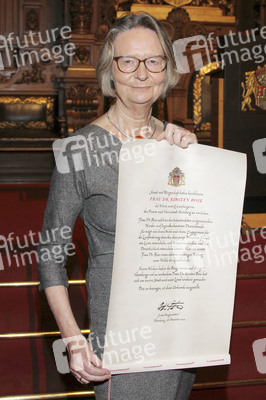 Verleihung der Ehrenbürgerschaft an Kirsten Boie in Hamburg