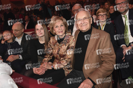 Premiere 1. Winterprogramm 2019 Circus Krone in München