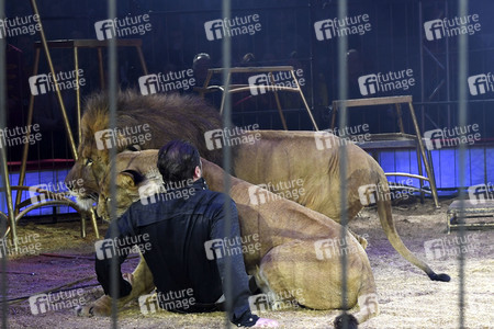 Premiere 1. Winterprogramm 2019 Circus Krone in München