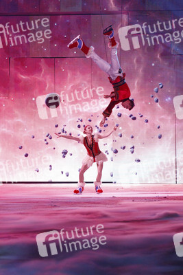 Eis-Revue 'Holiday on Ice - Supernova' in Köln