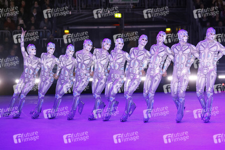 Eis-Revue 'Holiday on Ice - Supernova' in Köln