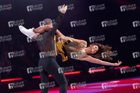 Eis-Revue 'Holiday on Ice - Supernova' in Köln