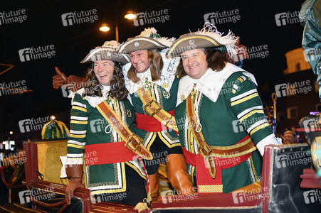 Einzug des Kölner Dreigestirns in die Hofburg in Köln