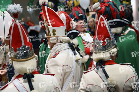 Einzug des Kölner Dreigestirns in die Hofburg in Köln