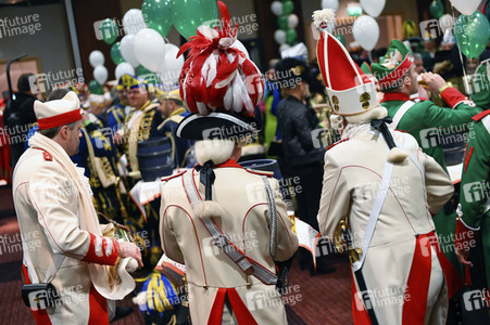 Einzug des Kölner Dreigestirns in die Hofburg in Köln