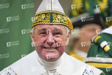 Einzug des Kölner Dreigestirns in die Hofburg in Köln