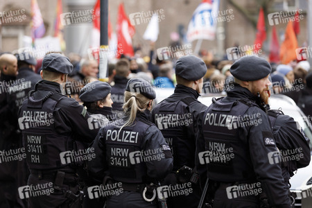 Demonstration gegen den WDR