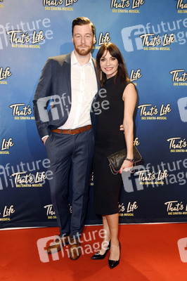 Musicalpremiere 'That's Life - Das Sinatra-Musical' in Berlin