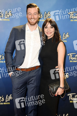 Musicalpremiere 'That's Life - Das Sinatra-Musical' in Berlin