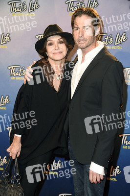 Musicalpremiere 'That's Life - Das Sinatra-Musical' in Berlin