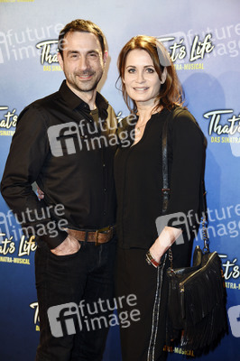 Musicalpremiere 'That's Life - Das Sinatra-Musical' in Berlin