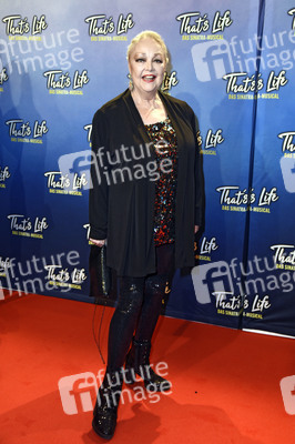 Musicalpremiere 'That's Life - Das Sinatra-Musical' in Berlin