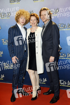 Musicalpremiere 'That's Life - Das Sinatra-Musical' in Berlin