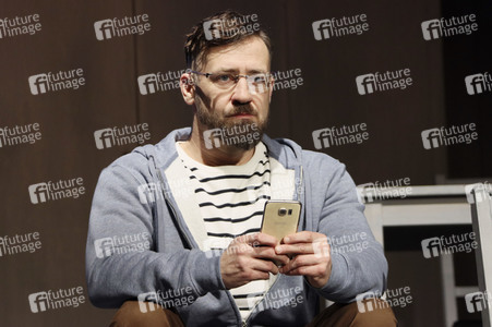 Theaterprobe 'Monsieur Pierre' in Hamburg