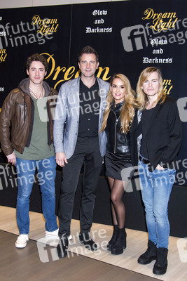 Pressetermin 'Resplandor y tinieblas' in Madrid