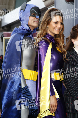 Burt Ward erhält einen Stern auf dem Hollywood Walk of Fame in Los Angeles