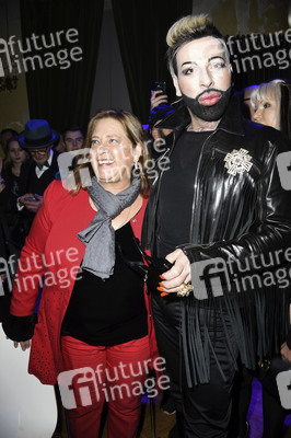 Dr. Sindsen Pompöös Fashion Party 'Shine Bright Like Pompöös' in Berlin