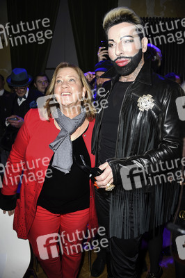 Dr. Sindsen Pompöös Fashion Party 'Shine Bright Like Pompöös' in Berlin