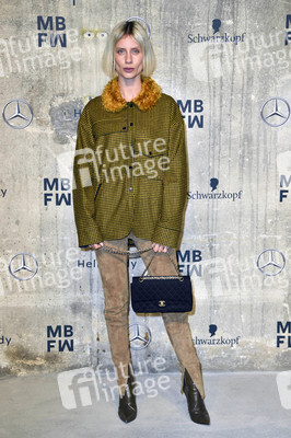 Auftaktshow 'Mercedes-Benz presents fashion talents from South Africa' auf der Berlin Fashion Week Autumn/Winter 2020