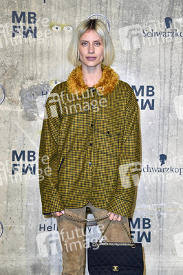 Auftaktshow 'Mercedes-Benz presents fashion talents from South Africa' auf der Berlin Fashion Week Autumn/Winter 2020