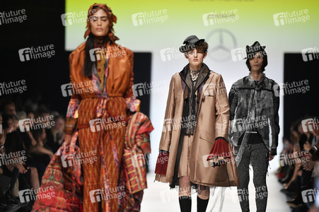 Auftaktshow 'Mercedes-Benz presents fashion talents from South Africa' auf der Berlin Fashion Week Autumn/Winter 2020