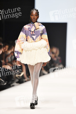 Auftaktshow 'Mercedes-Benz presents fashion talents from South Africa' auf der Berlin Fashion Week Autumn/Winter 2020