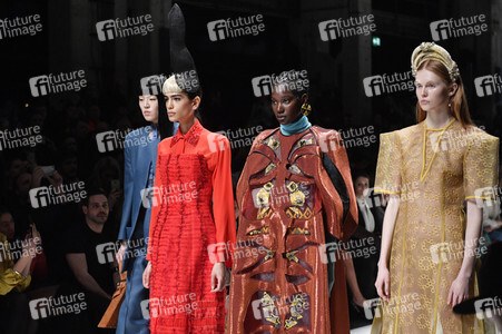 Auftaktshow 'Mercedes-Benz presents fashion talents from South Africa' auf der Berlin Fashion Week Autumn/Winter 2020
