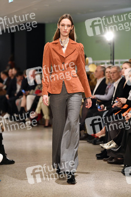 Van Laack Meisterwerk by Wolfgang Joop Fashion Show auf der Berlin Fashion Week Autumn/Winter 2020