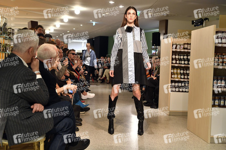 Van Laack Meisterwerk by Wolfgang Joop Fashion Show auf der Berlin Fashion Week Autumn/Winter 2020