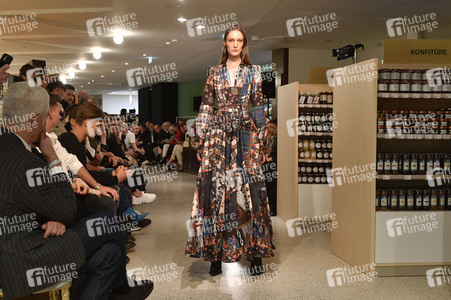 Van Laack Meisterwerk by Wolfgang Joop Fashion Show auf der Berlin Fashion Week Autumn/Winter 2020