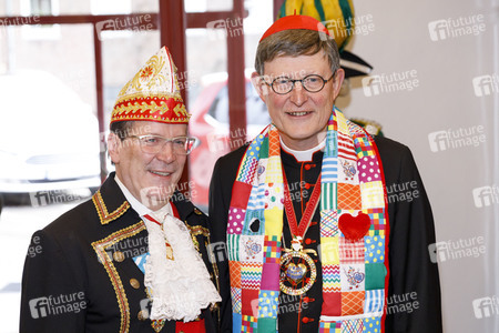 Kardinal Woelki begrüsst das Kölner Karneval Dreigestirn in Köln