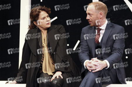 Theaterprobe 'Heilig Abend' in Hamburg