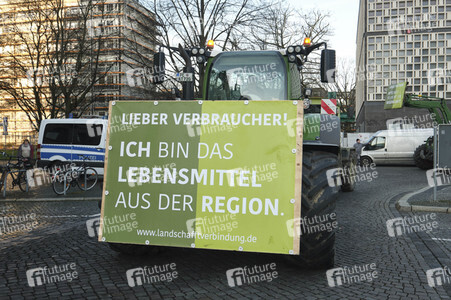 Trecker-Demo 'Land schafft Verbindung' in Hannover