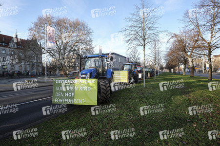 Trecker-Demo 'Land schafft Verbindung' in Hannover