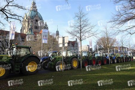 Trecker-Demo 'Land schafft Verbindung' in Hannover